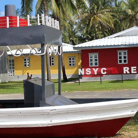 Ocean Front Campgrounds Ngwesaung Ngoại thất bức ảnh